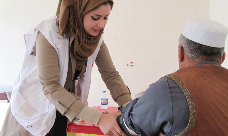 Dr Rasha is providing medical care to Syrian refugees at MSF’s mobile clinic based in Erbil, Irak.